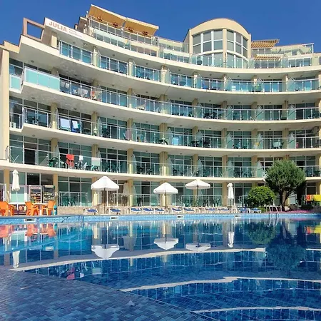 Julia Family Hotel apartamentowy 3*