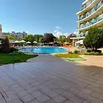 Julia Family 3* Slăntjev Brjag