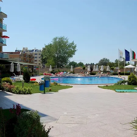 Julia Family 3* ساني بيتش