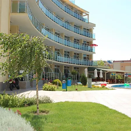 Julia Family Hotel apartamentowy