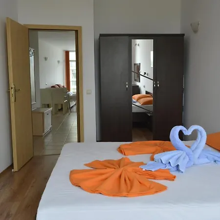 Hotel apartamentowy Julia Family 3*